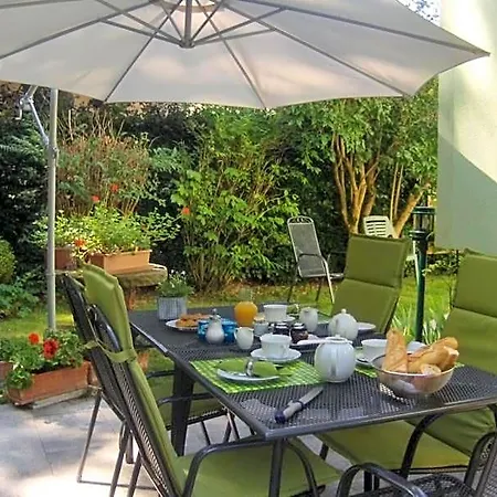 D'hotes Au Canal Bed & Breakfast