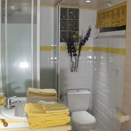 D'hotes Au Canal Bed & Breakfast